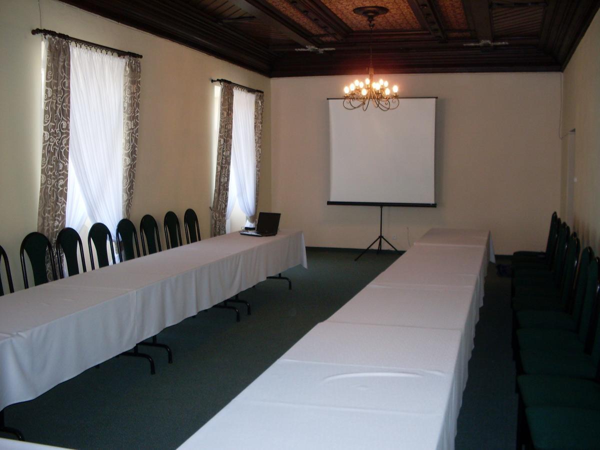 קאמיינה גורה Hotel Krokus מראה חיצוני תמונה