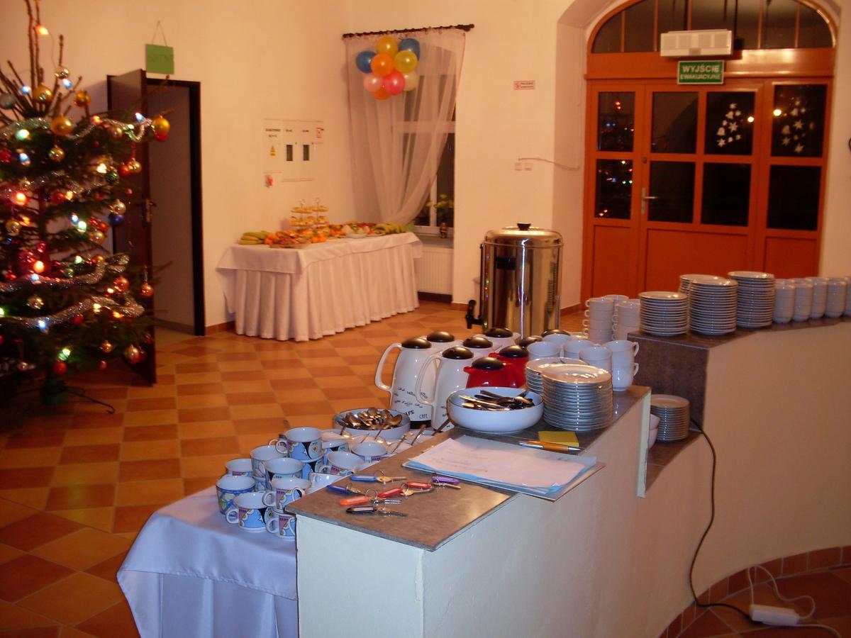 קאמיינה גורה Hotel Krokus מראה חיצוני תמונה